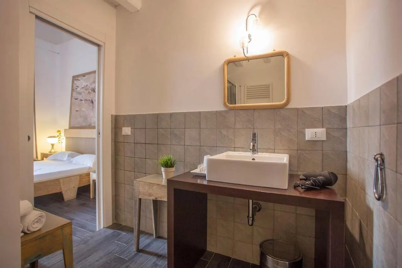 *** Bed & Breakfast Aquarooms Luxury Suites Palermo Italy