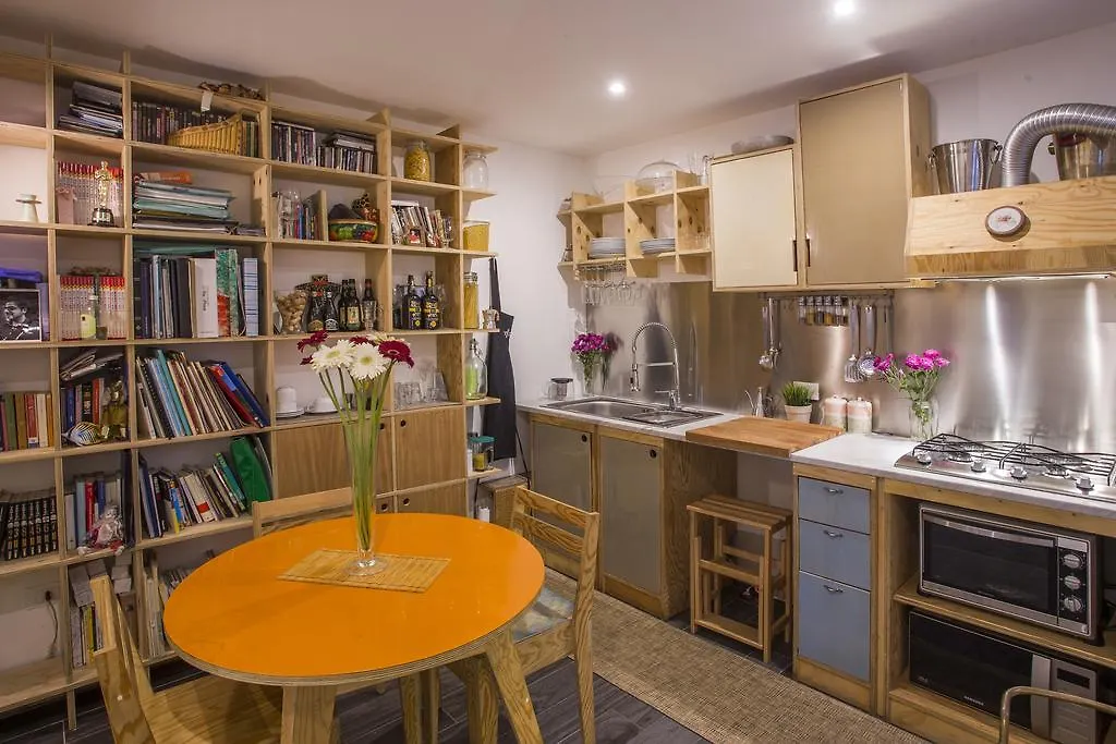 Bed & Breakfast Aquarooms Luxury Suites Palermo